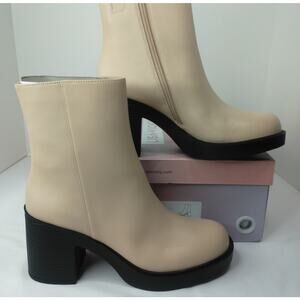 Lisa Vicky VALID-V Chunky Heel Ankle Boots | Size 7 NWT